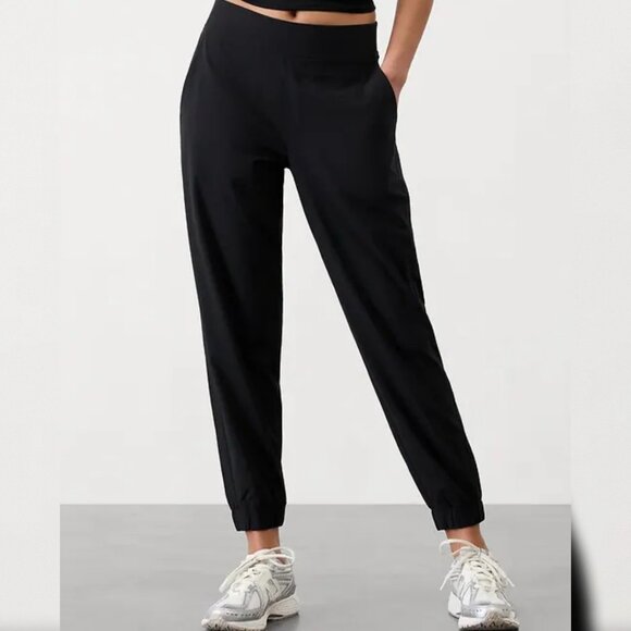 NWT Athleta Brooklyn Women's Lined Black Jogger Pants 6 Warm Lined Lightweight - Picture 1 of 16
